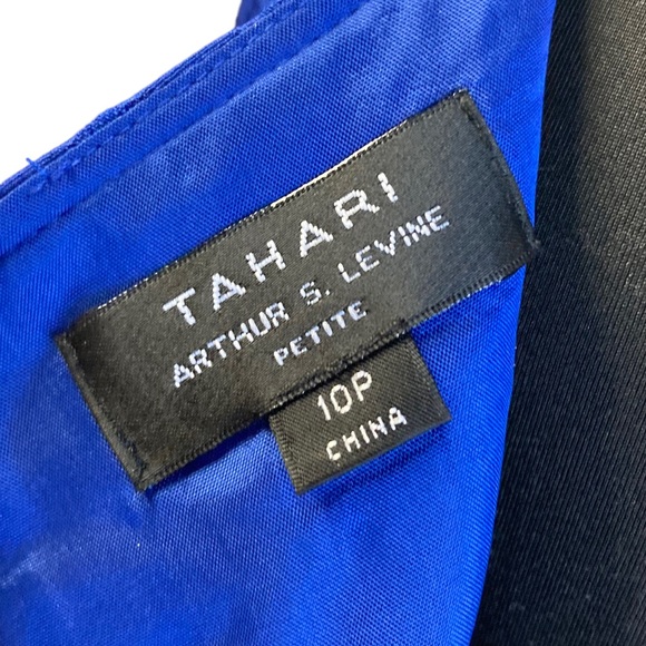 Tahari Sleeveless Dress - Picture 4 of 7